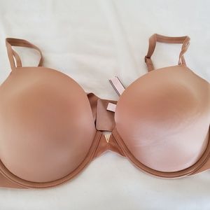 SEXY ILLUSIONS BY VICTORIA'S SECRET